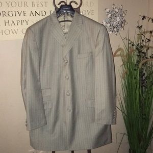 SOPRANO Four Button 3PC Men’s Suit